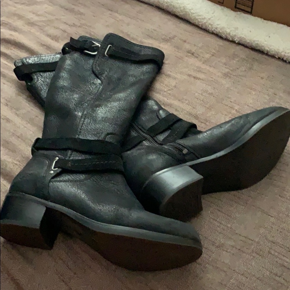 UGG Darcie Riding Boots (NEW) Black Leather Size 7